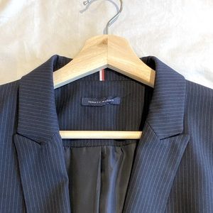 Tommy Hilfiger Blazer blue pinstripe size 12